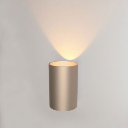 Dimmbare BRODY1 LED-Wandleuchte für Indoor in der Farbe Champagner
