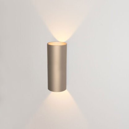 Dimmbare BRODY2 LED-Wandleuchte für Indoor in der Farbe Champagner