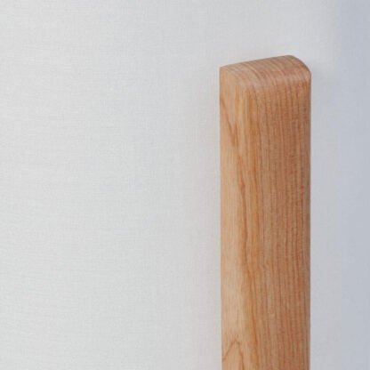 Detailansicht CALABRI Stehleuchte aus Holz von BoLux swiss design by mondilux