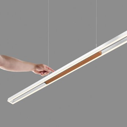 Höhenverstellbare MASONE II LED-Hängeleuchte mit Eichenholz